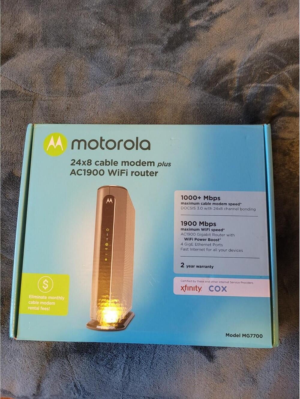 Motorola MG7700 24x8 Cable Modem plus AC1900 WiFi Router